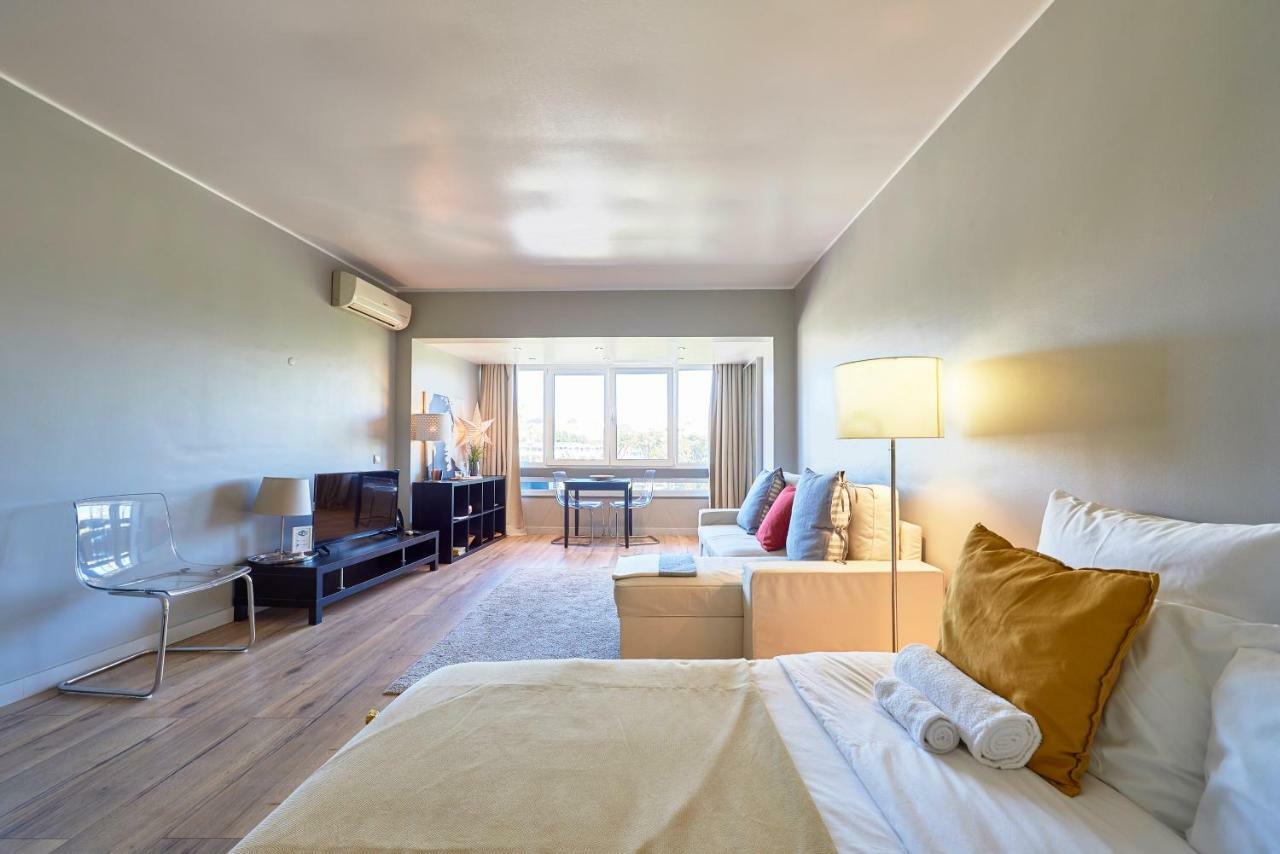 Beachfront Cascais,Estoril Apartment المظهر الخارجي الصورة