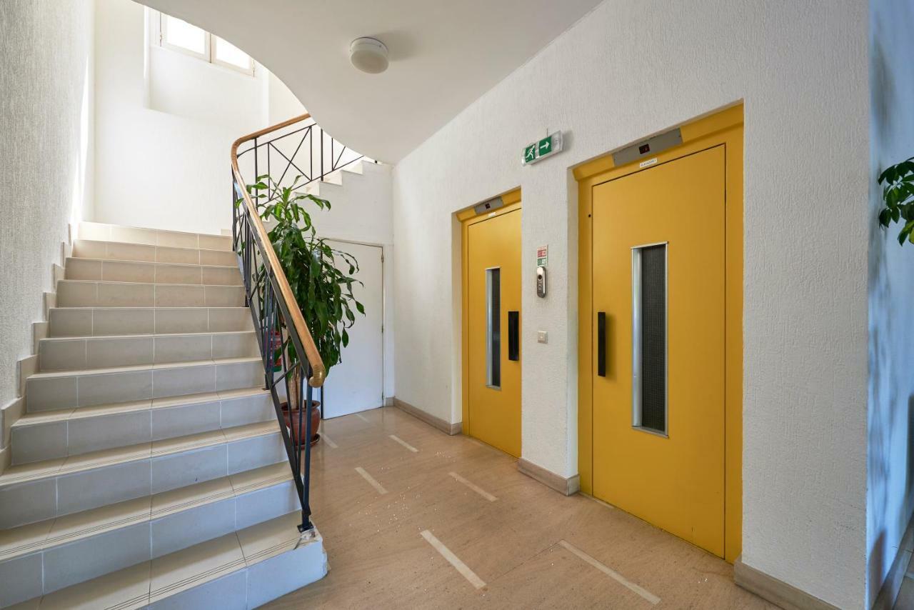 Beachfront Cascais,Estoril Apartment المظهر الخارجي الصورة