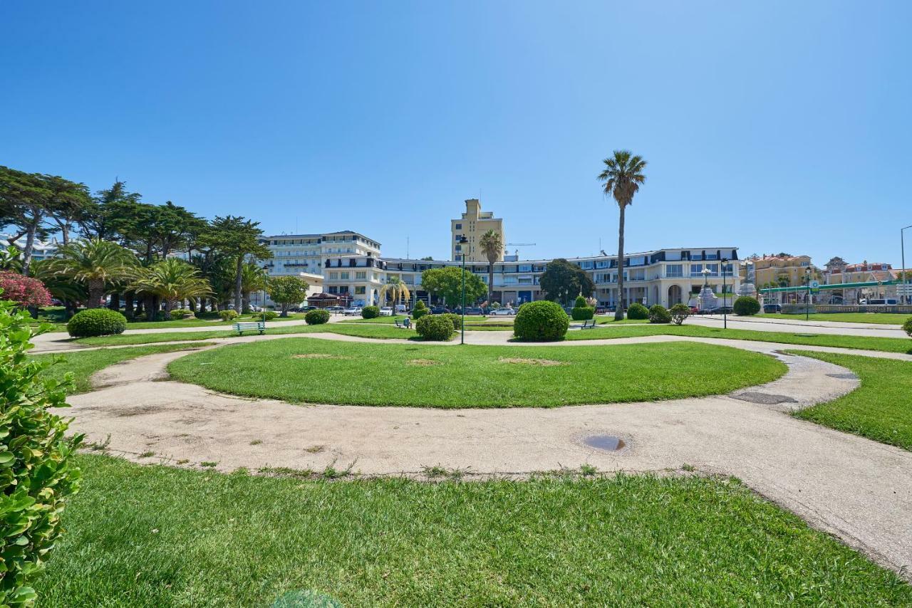 Beachfront Cascais,Estoril Apartment المظهر الخارجي الصورة